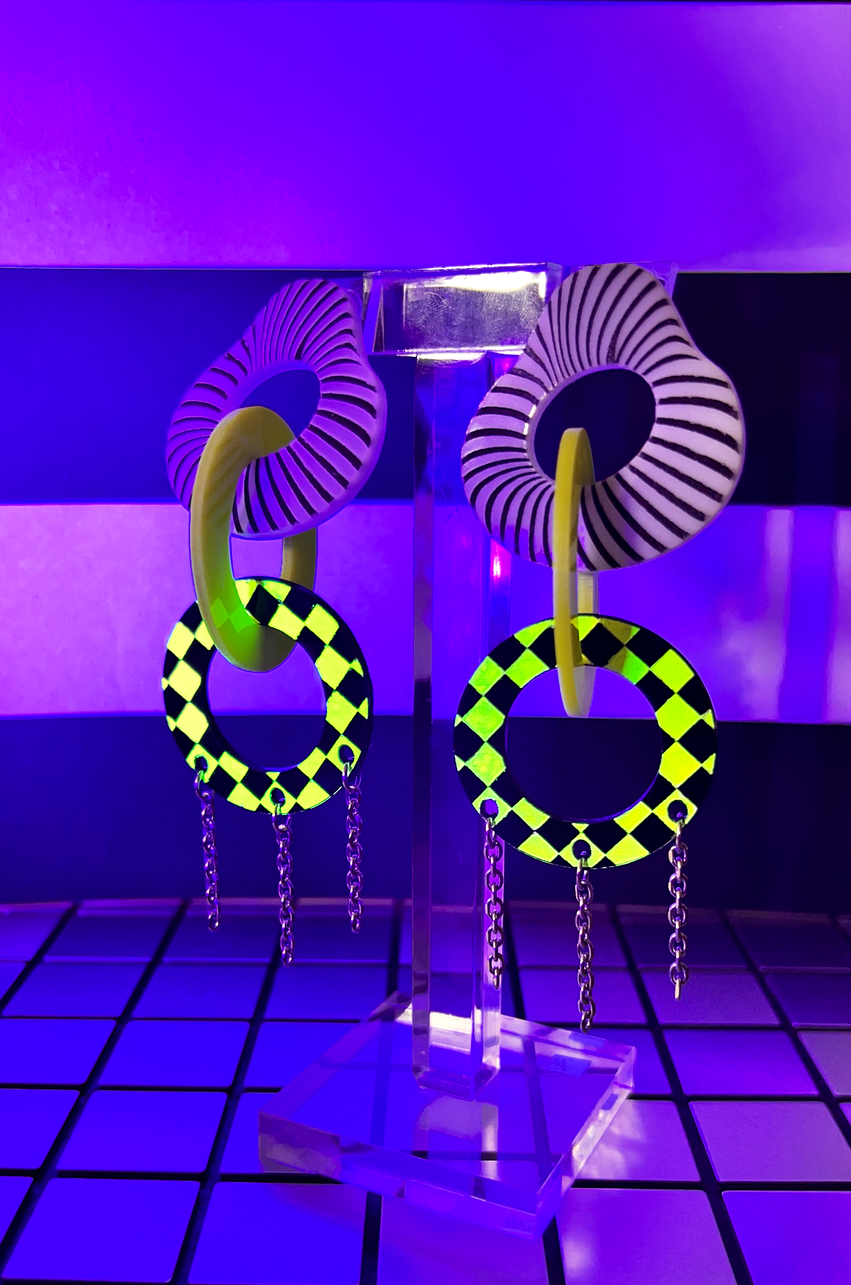 Aretes Beetle Chain Green - Image 2